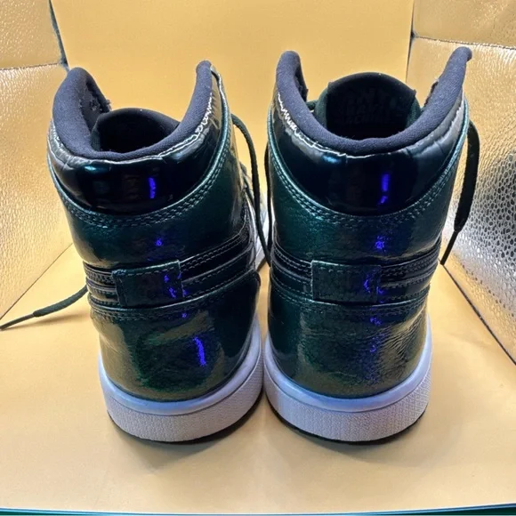 Size 8 (M)-Nike Air Jordan 1 High OG “Anti-Gravity Machine”332550-300 - Preowned - Picture 5 of 15